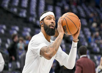 Who is in the Dallas Mavericks Starting Lineup? (Get the Full Roster Breakdown)